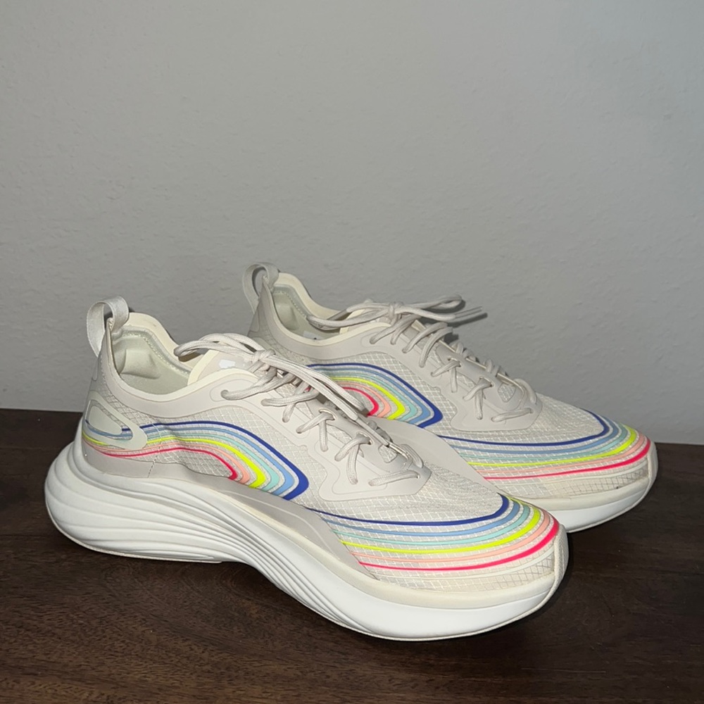 APL Streamline Womens Size 9 Rainbow